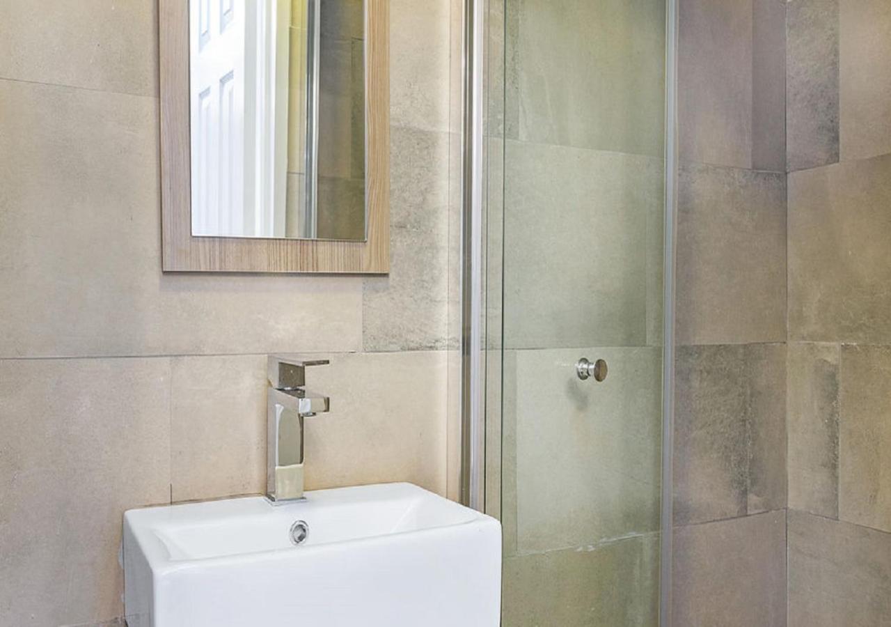 Bay Village Suites photo 9