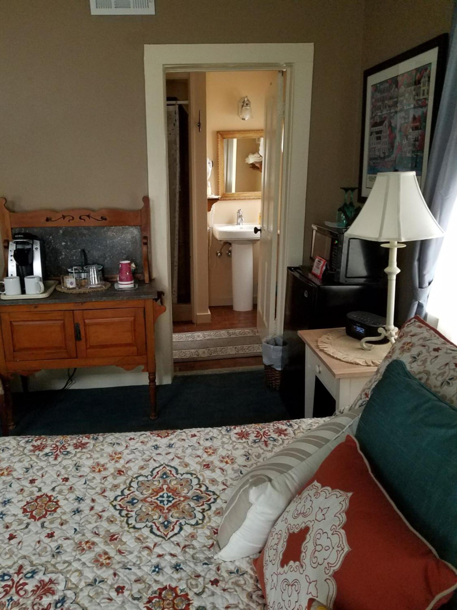 Lilly Pad photo 7