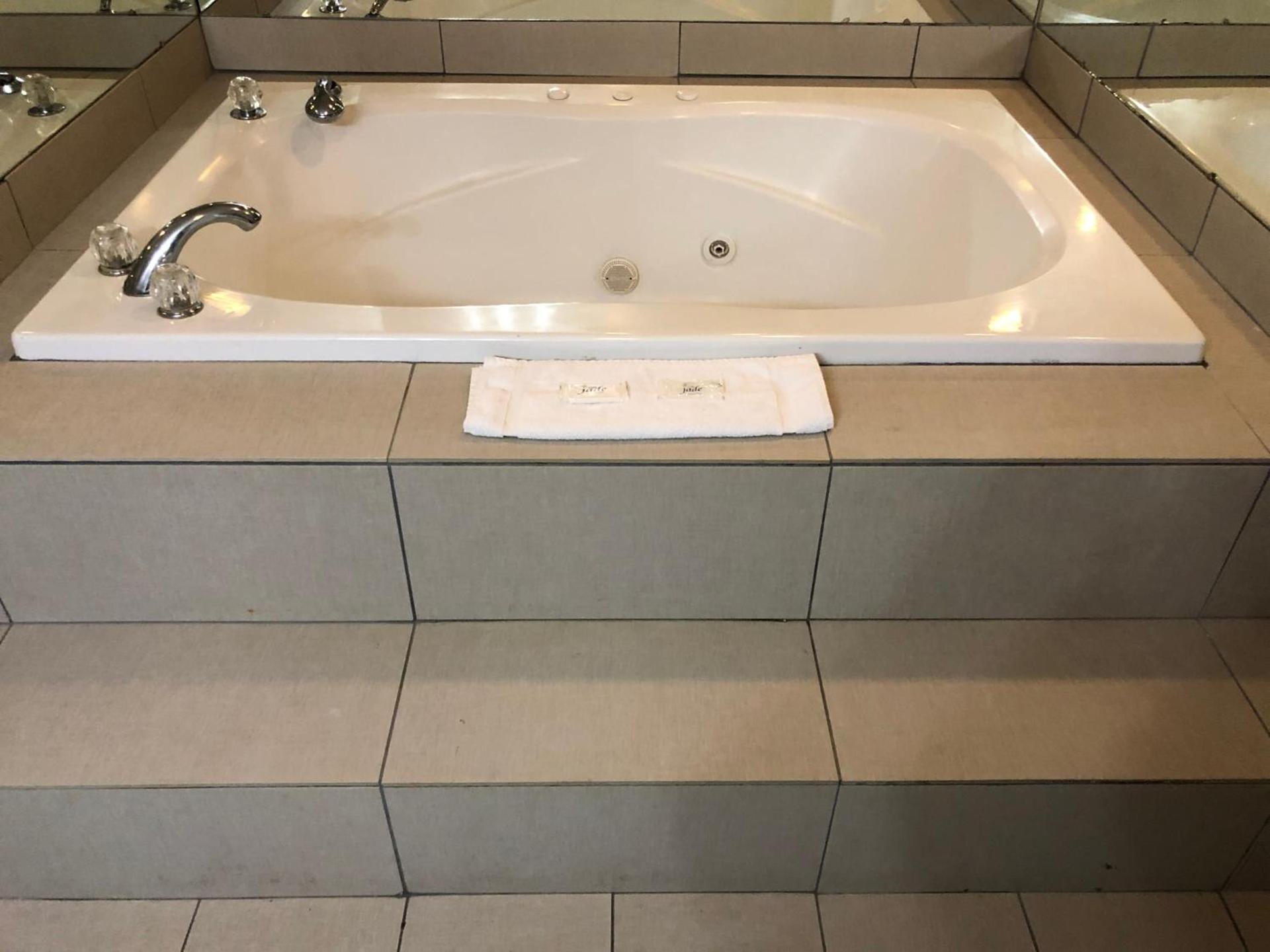 Deerfield Inn and Suites - Fairview photo 3