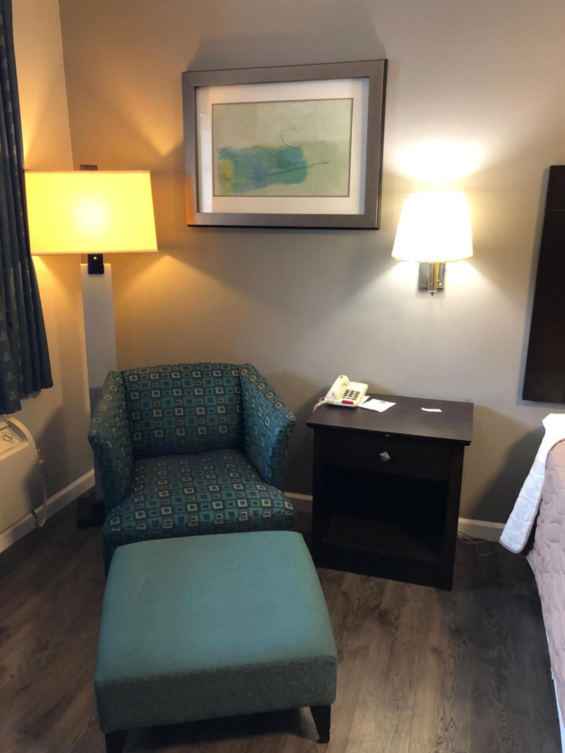 Deerfield Inn and Suites - Fairview photo 18