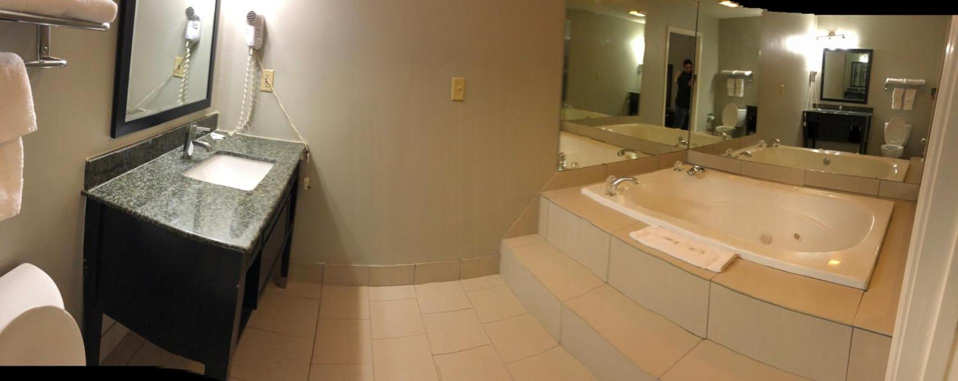 Deerfield Inn and Suites - Fairview photo 29