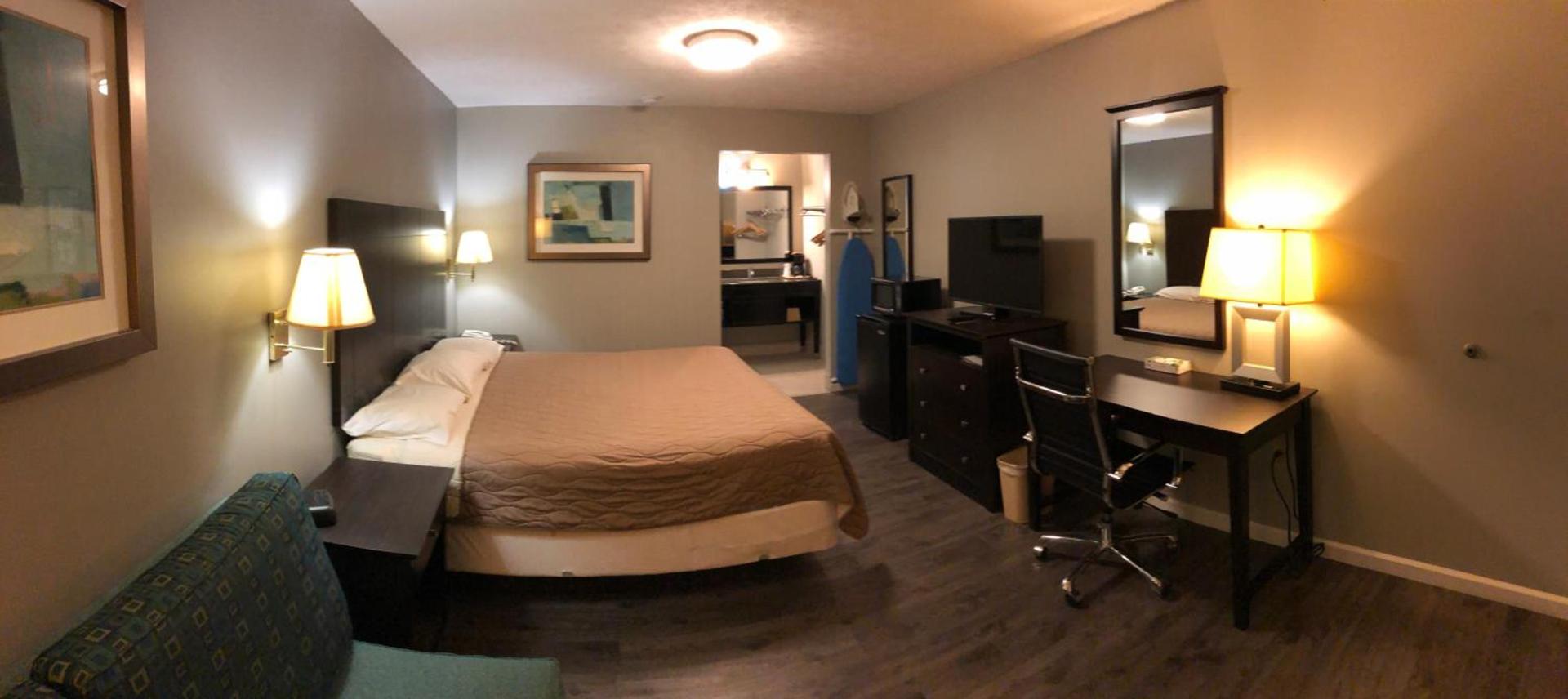 Deerfield Inn and Suites - Fairview photo 40