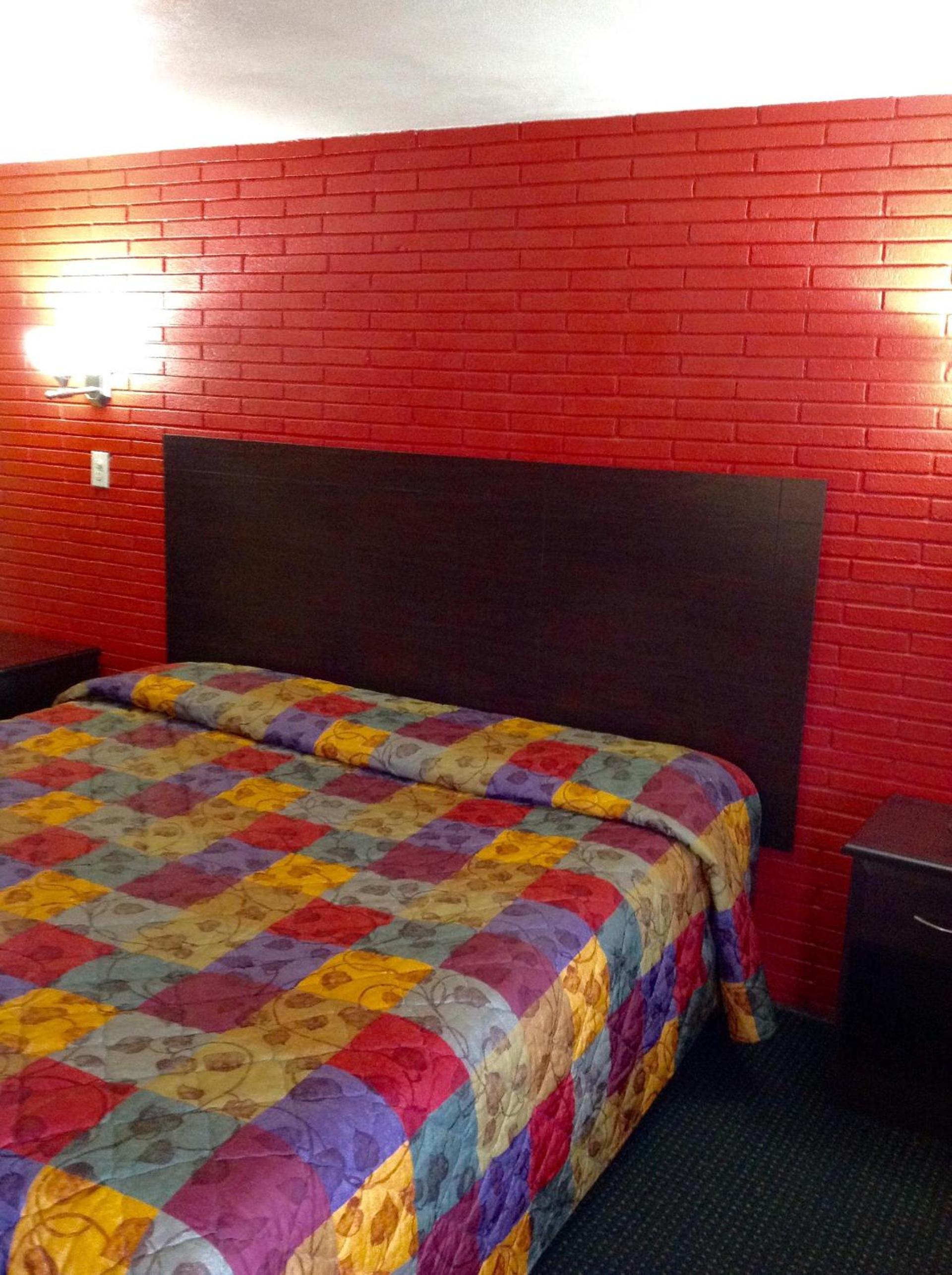 Holly Motel Southampton photo 24