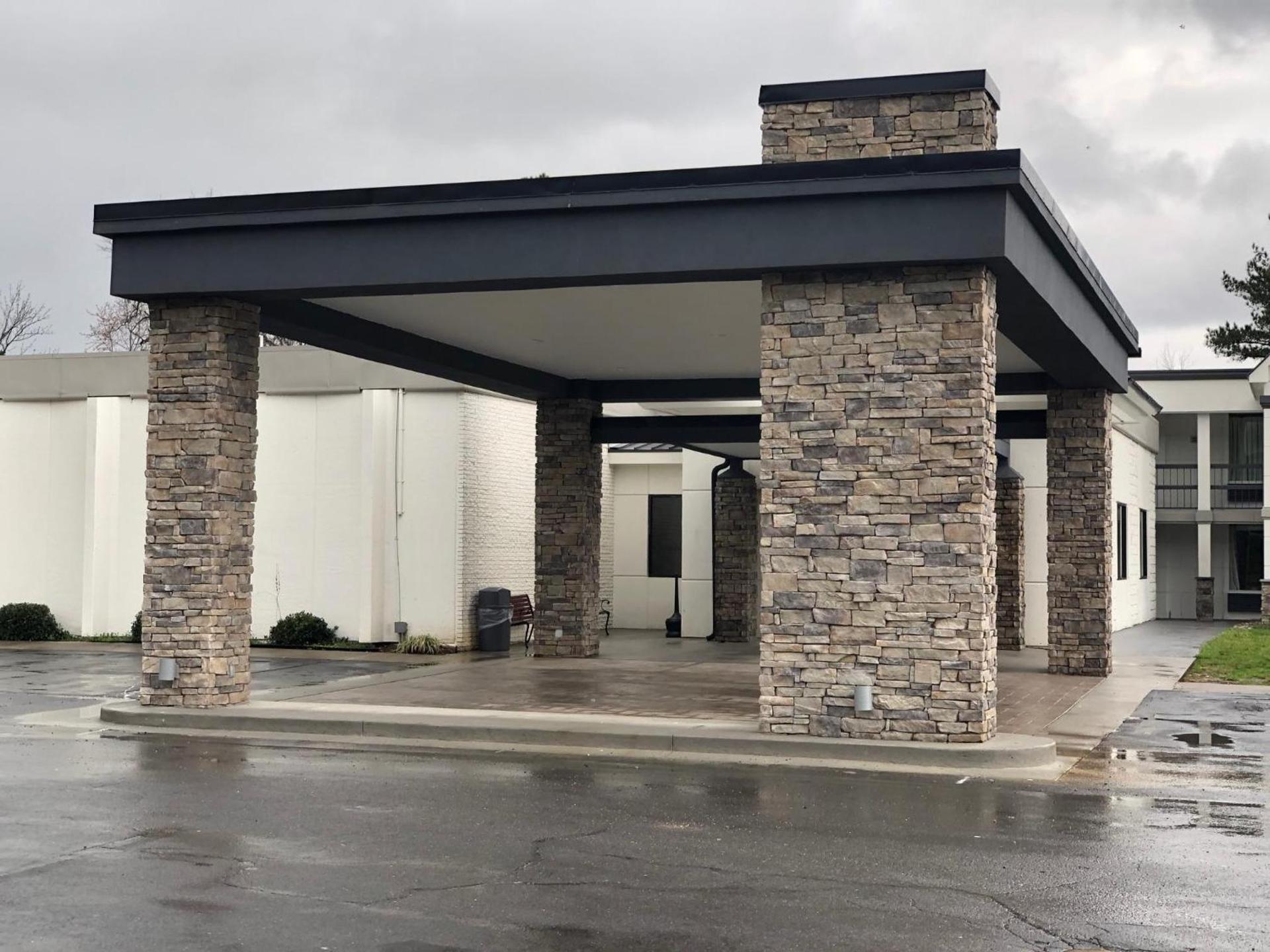 Quality Inn Dalton East photo 52