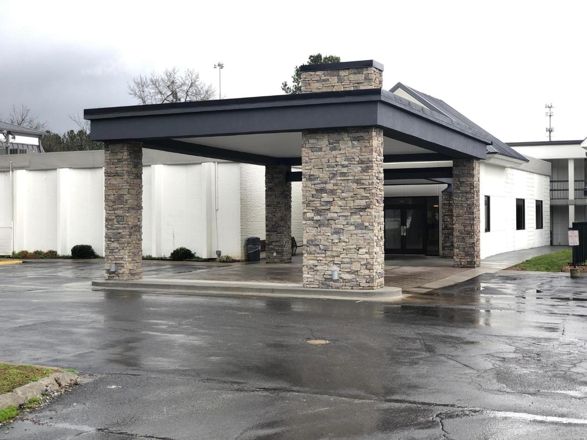 Quality Inn Dalton East photo 45