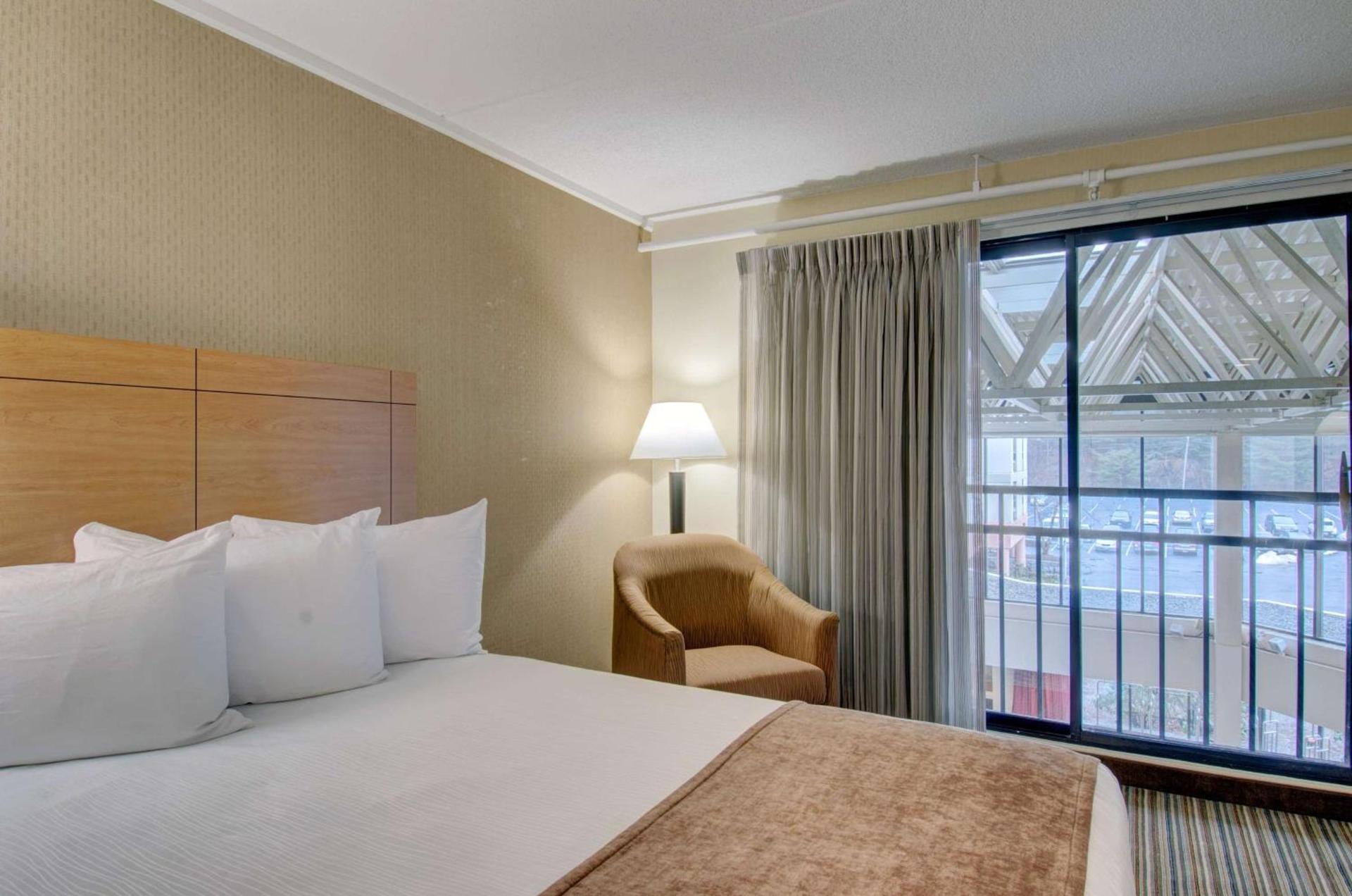 Best Western Royal Plaza Hotel and Trade Center photo 46