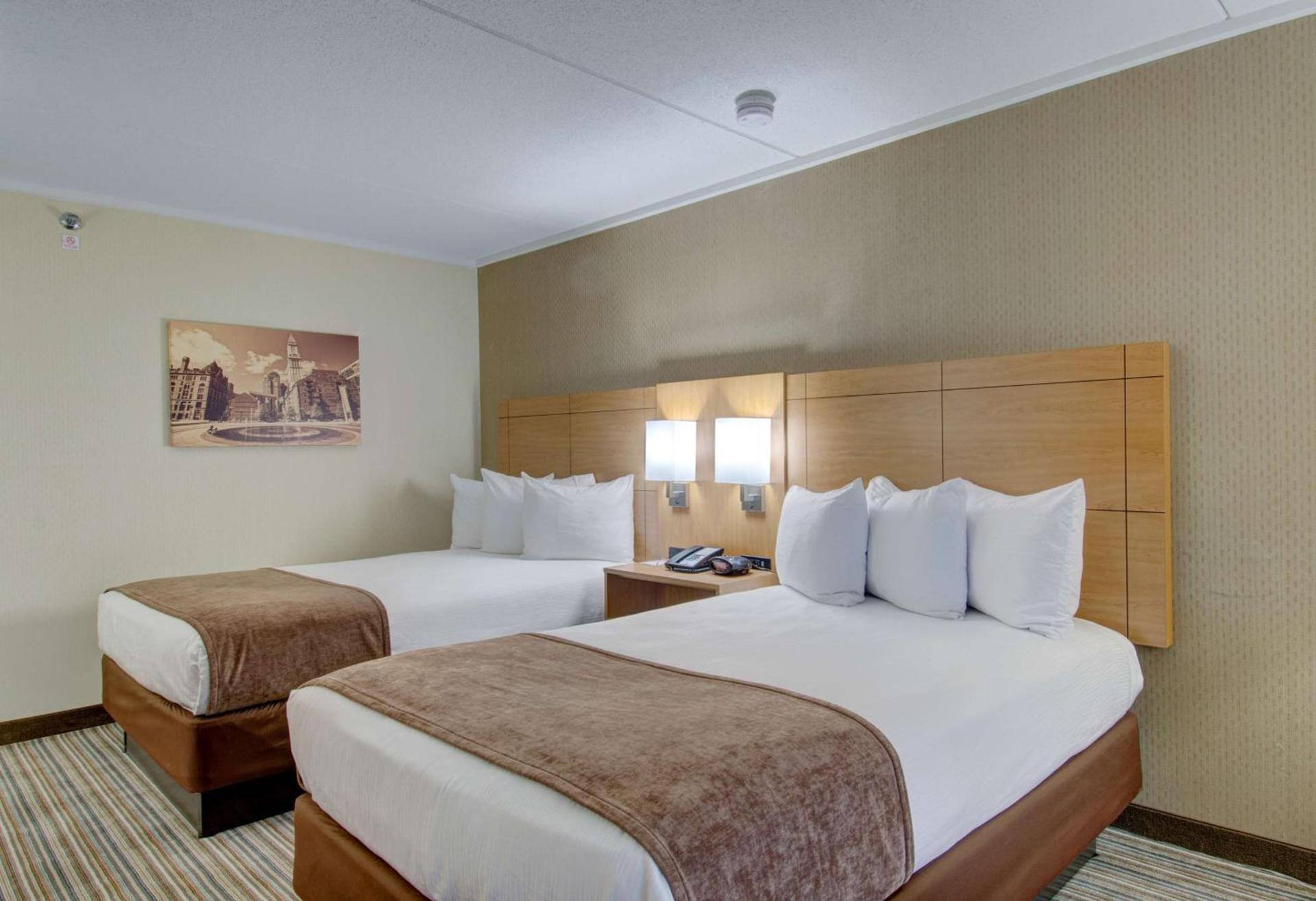 Best Western Royal Plaza Hotel and Trade Center photo 44