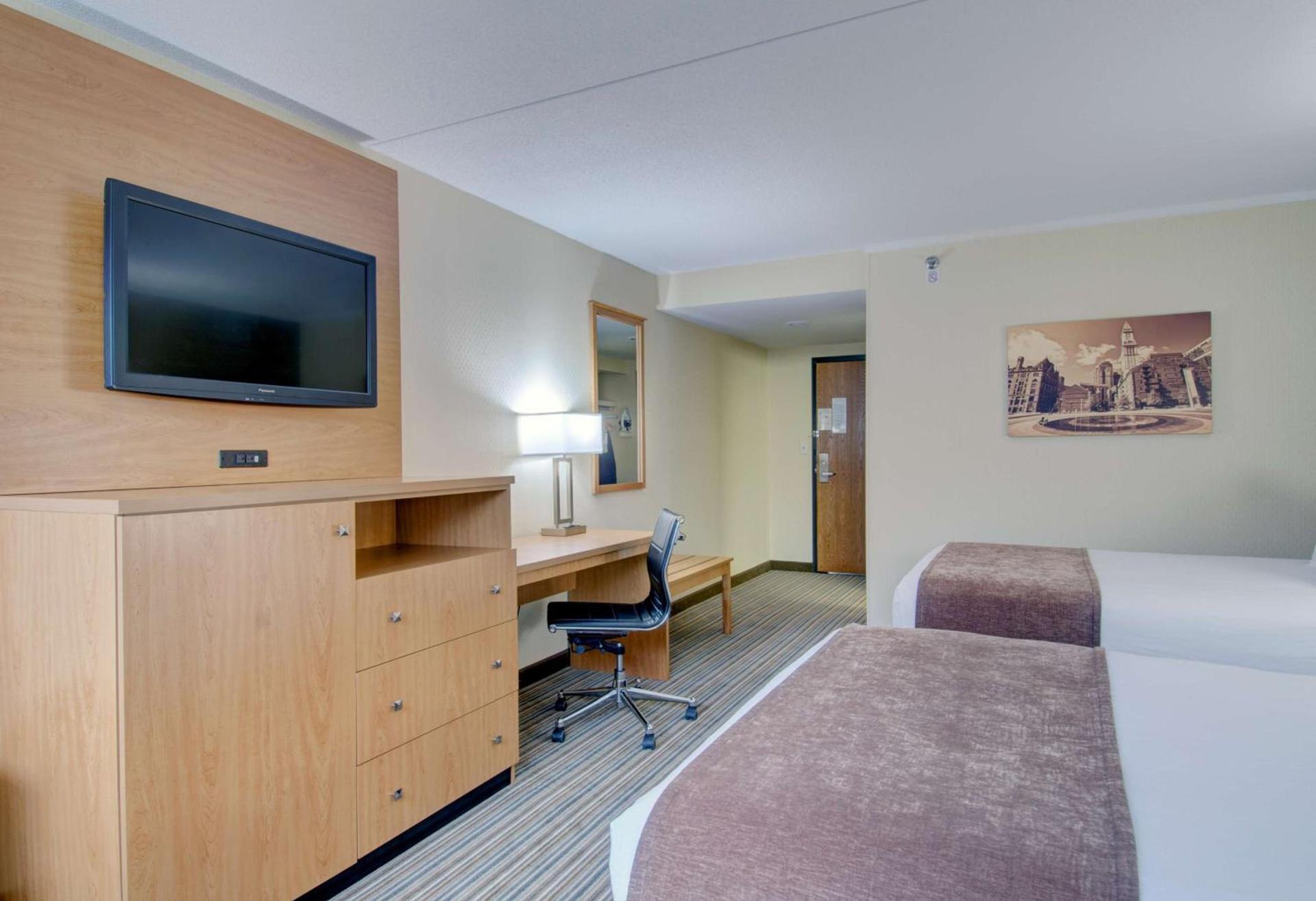 Best Western Royal Plaza Hotel and Trade Center photo 49