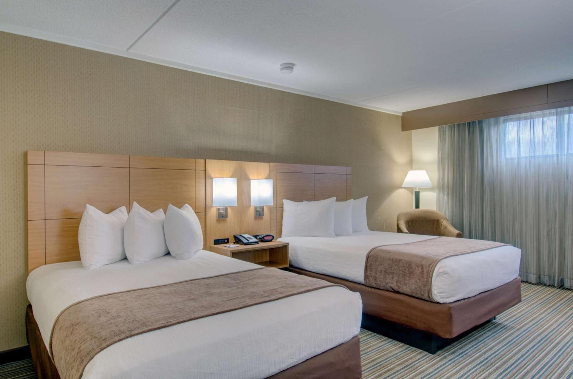 Best Western Royal Plaza Hotel and Trade Center photo 47