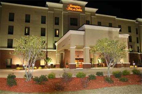 Hampton Inn & Suites McComb photo 56