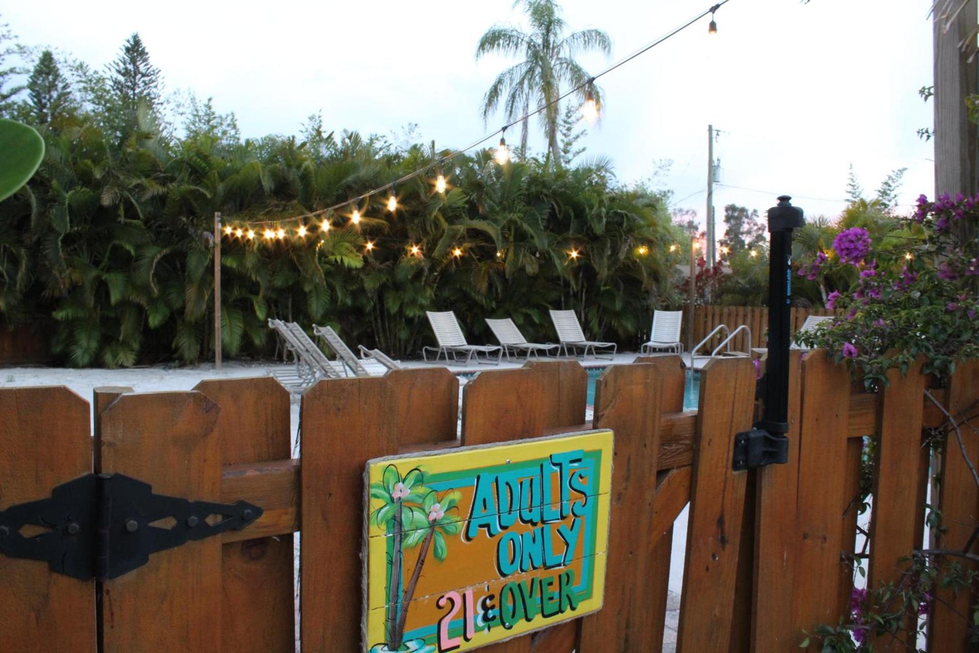 Siesta Key Palms Resort photo 53