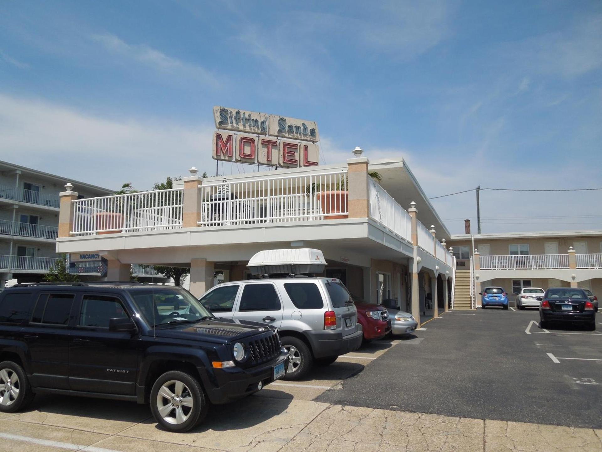 Sifting Sands Motel photo 17