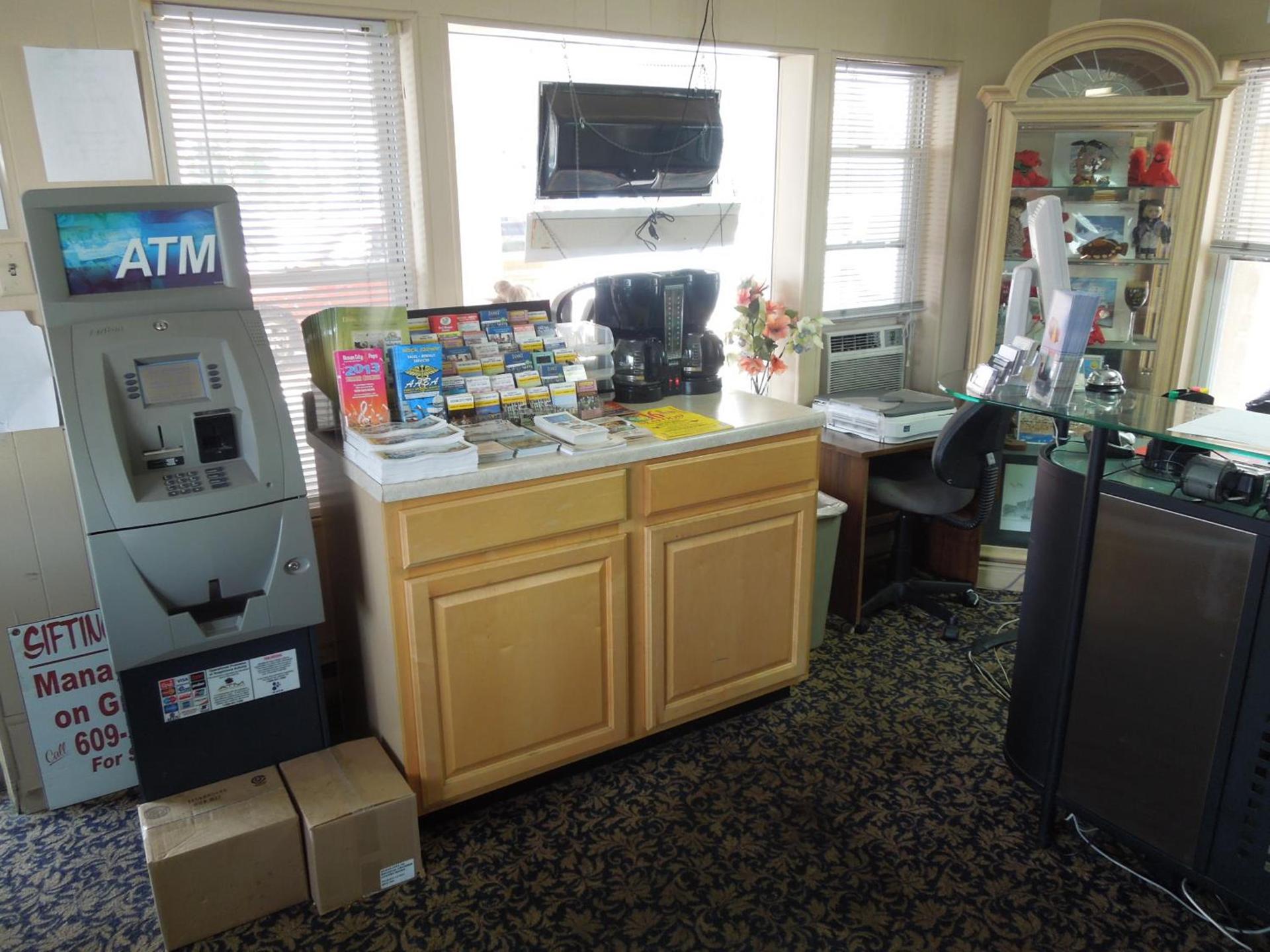 Sifting Sands Motel photo 20