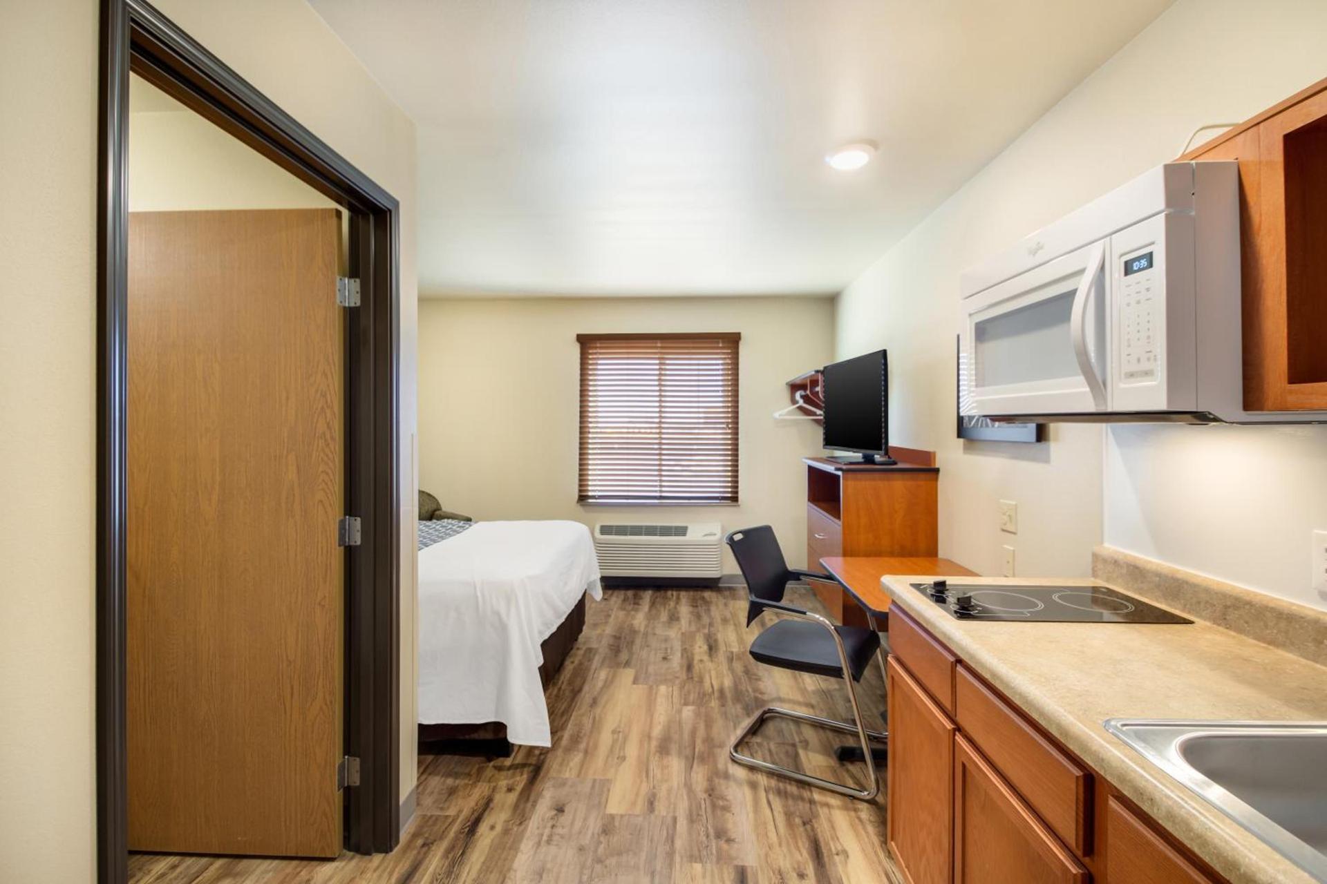 Econo Lodge Burlington I-70 photo 22