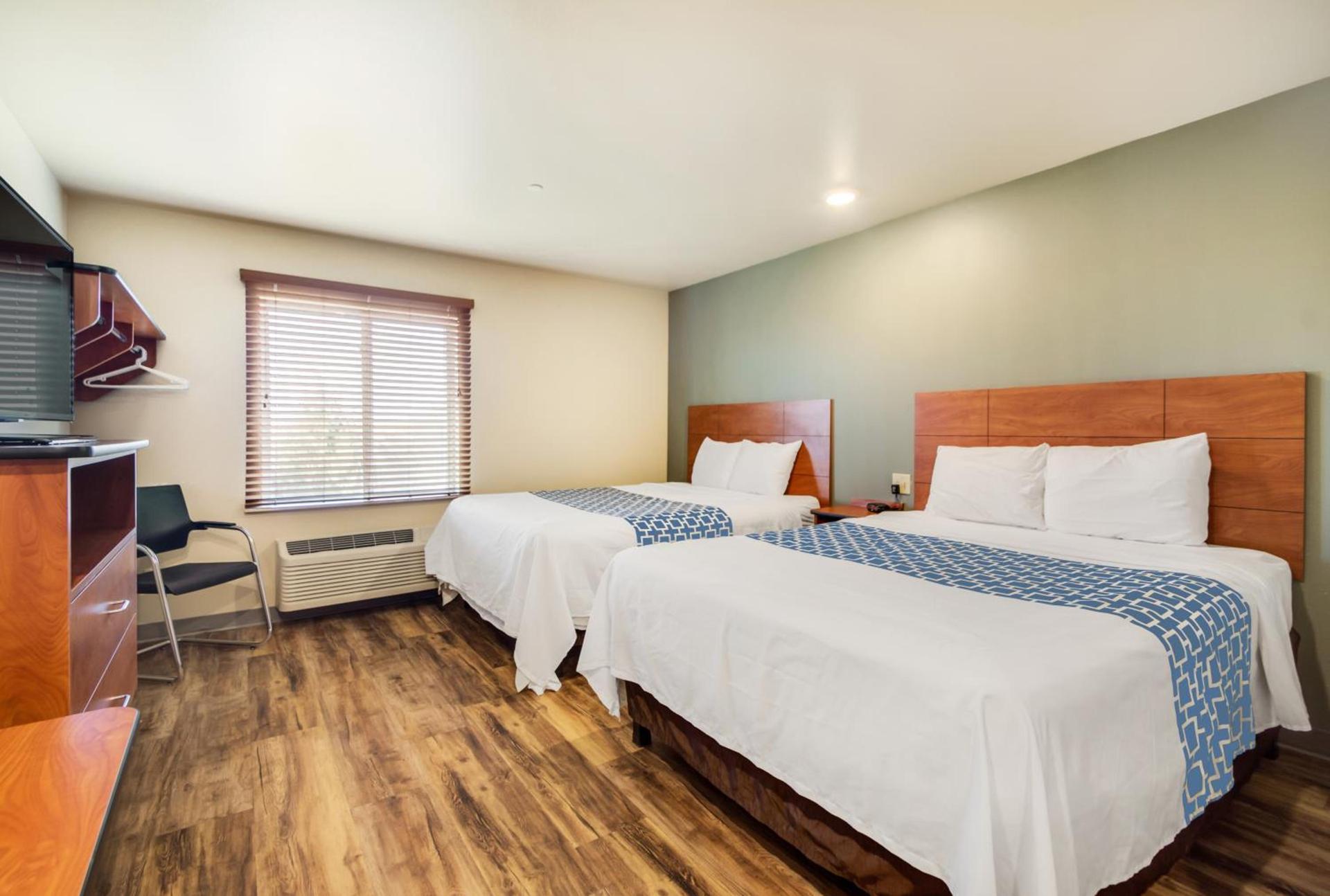 Econo Lodge Burlington I-70 photo 25