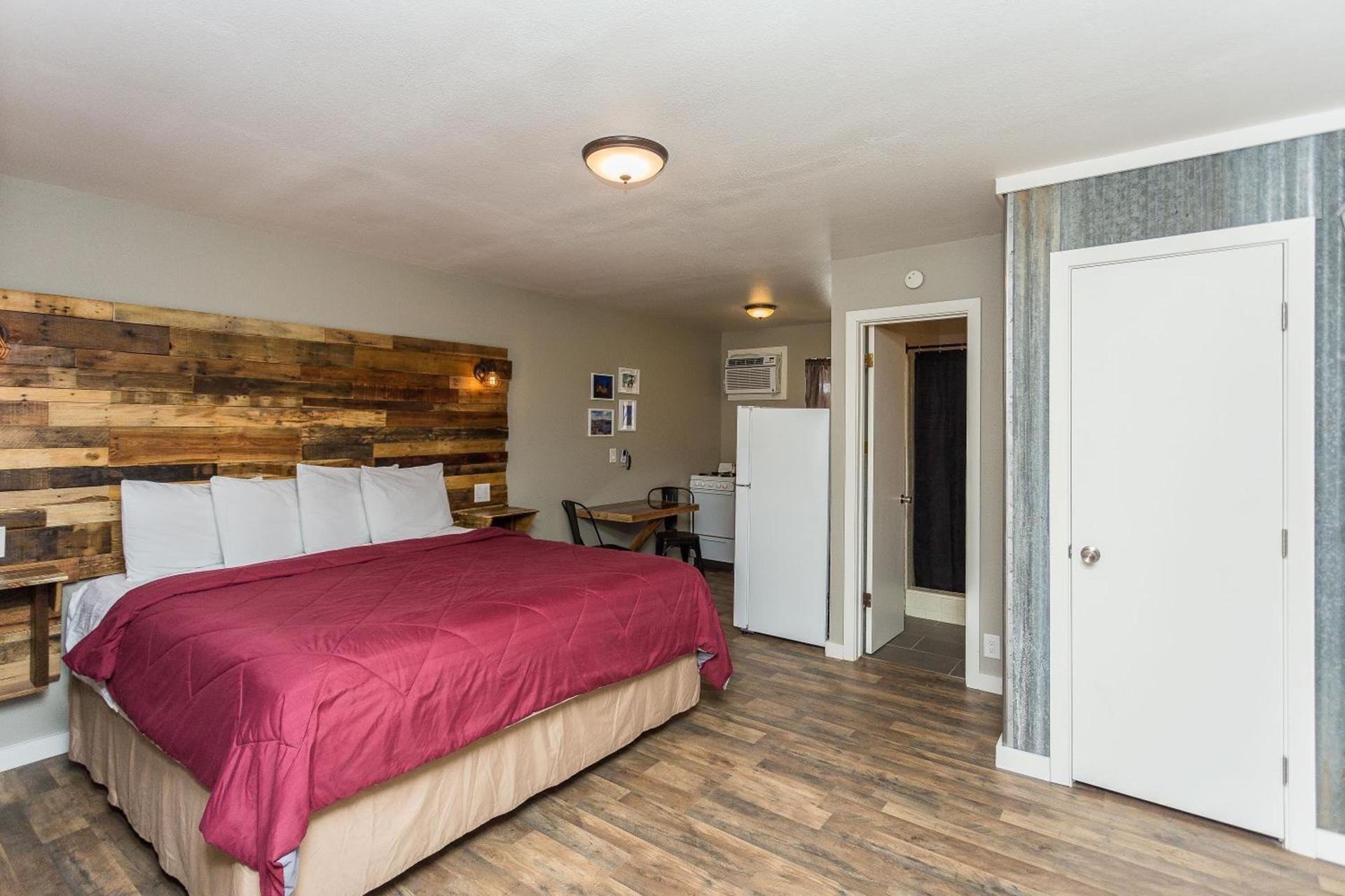 Apple Creek Cottages photo 25