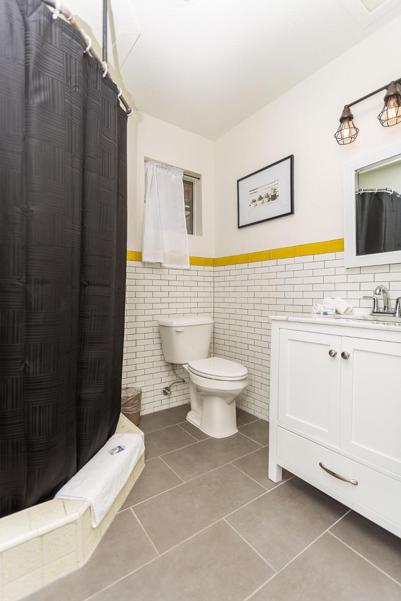 Apple Creek Cottages photo 23