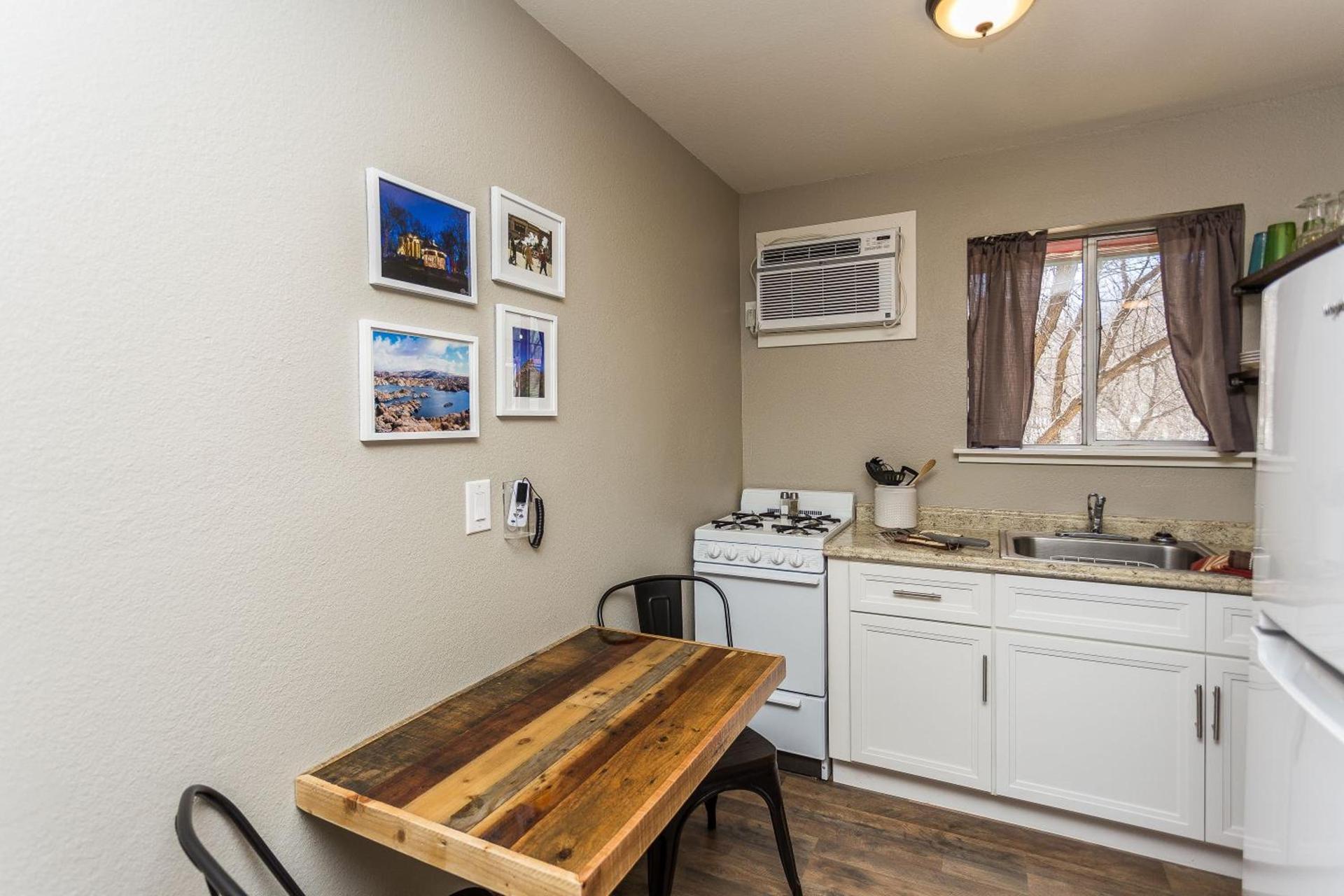 Apple Creek Cottages photo 15
