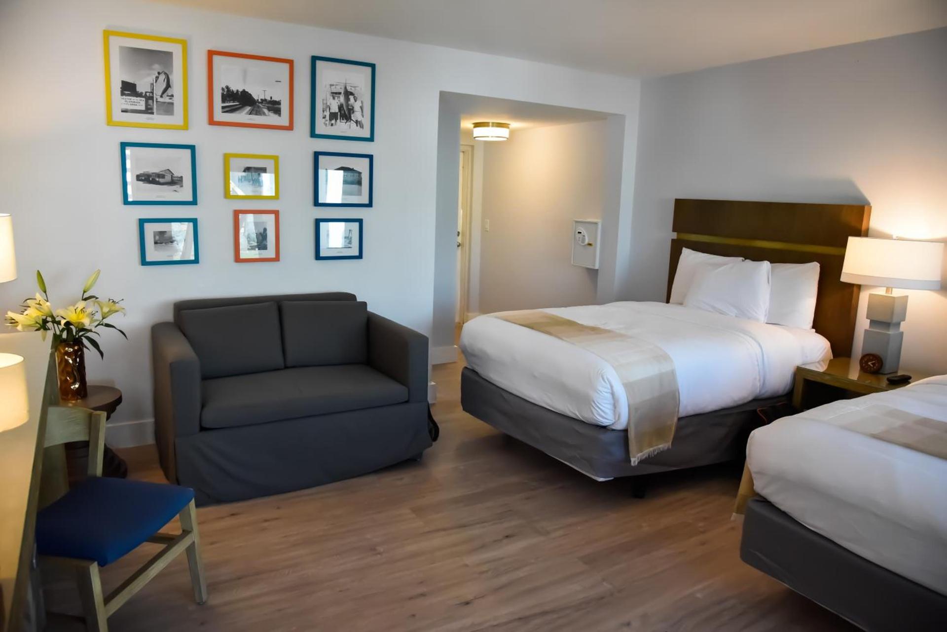 Sunset Inn photo 12