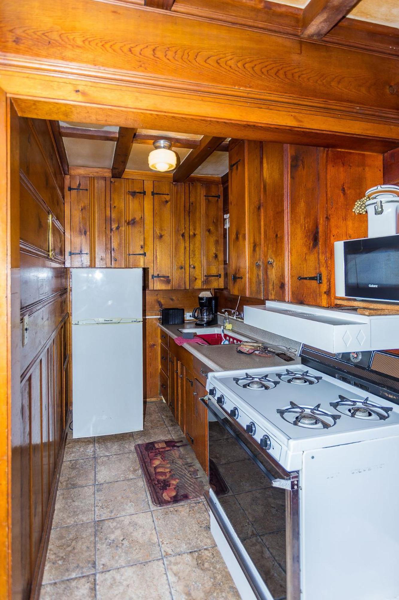 Apple Creek Cottages photo 17