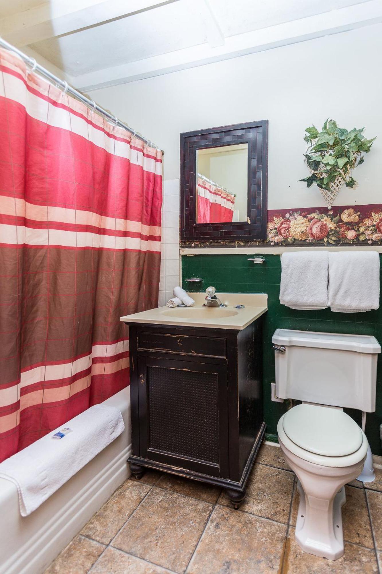 Apple Creek Cottages photo 14