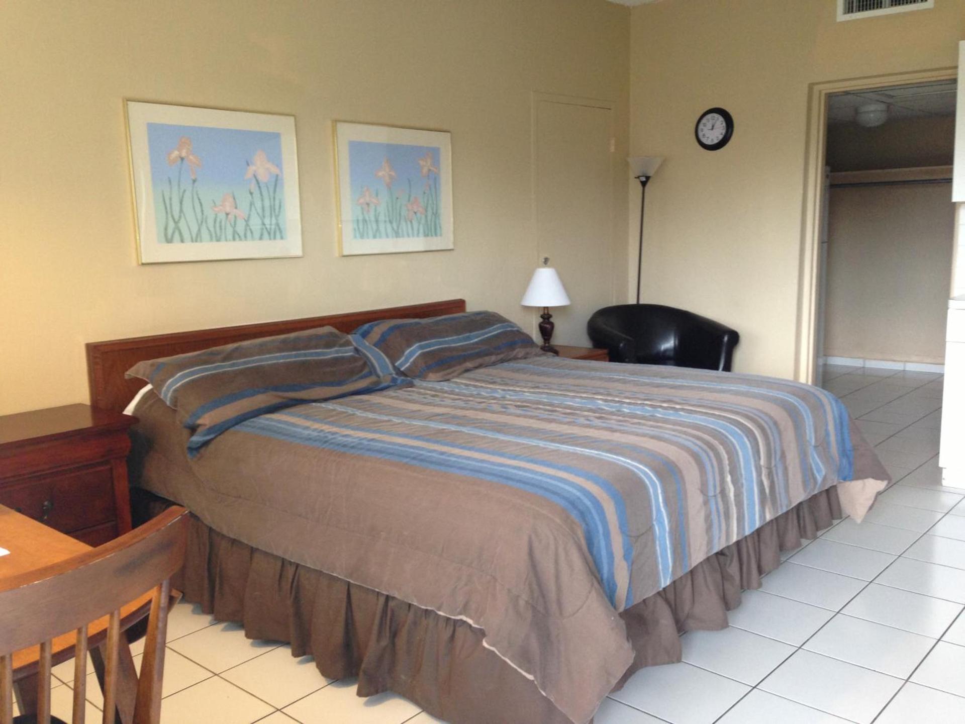 Knights Inn Hallandale photo 23
