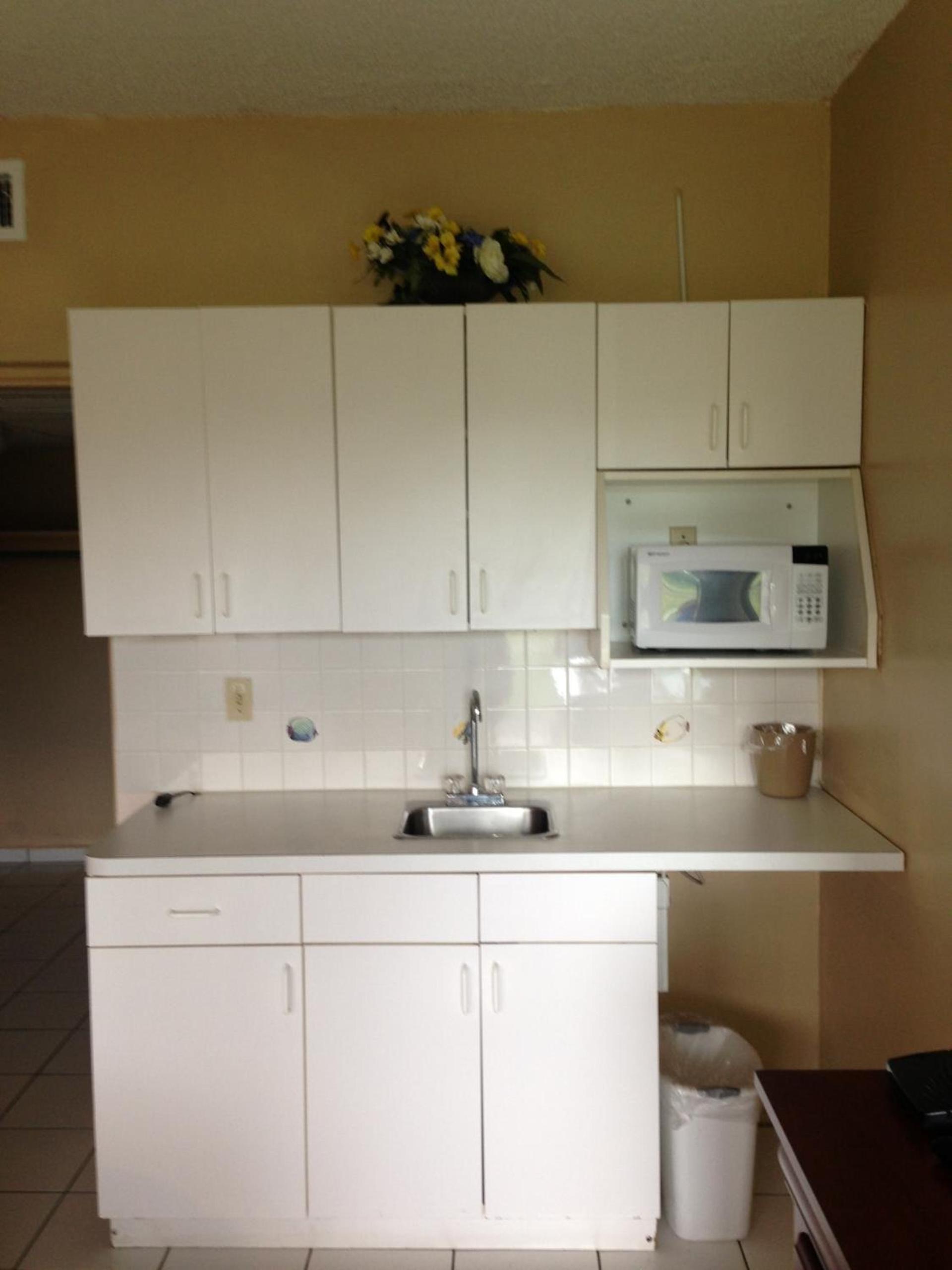 Knights Inn Hallandale photo 21