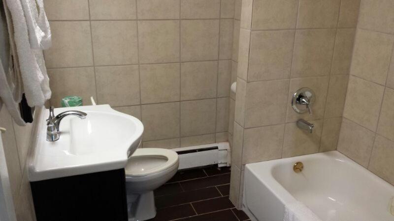 Royal Inn photo 38