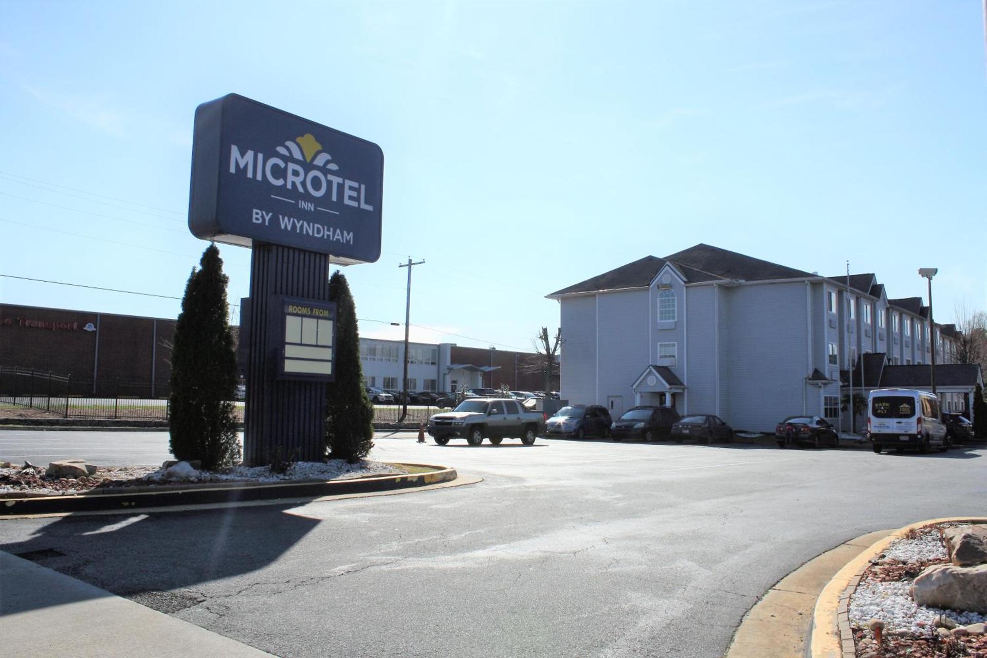 Microtel Inn by Wyndham Atlanta Airport photo 25