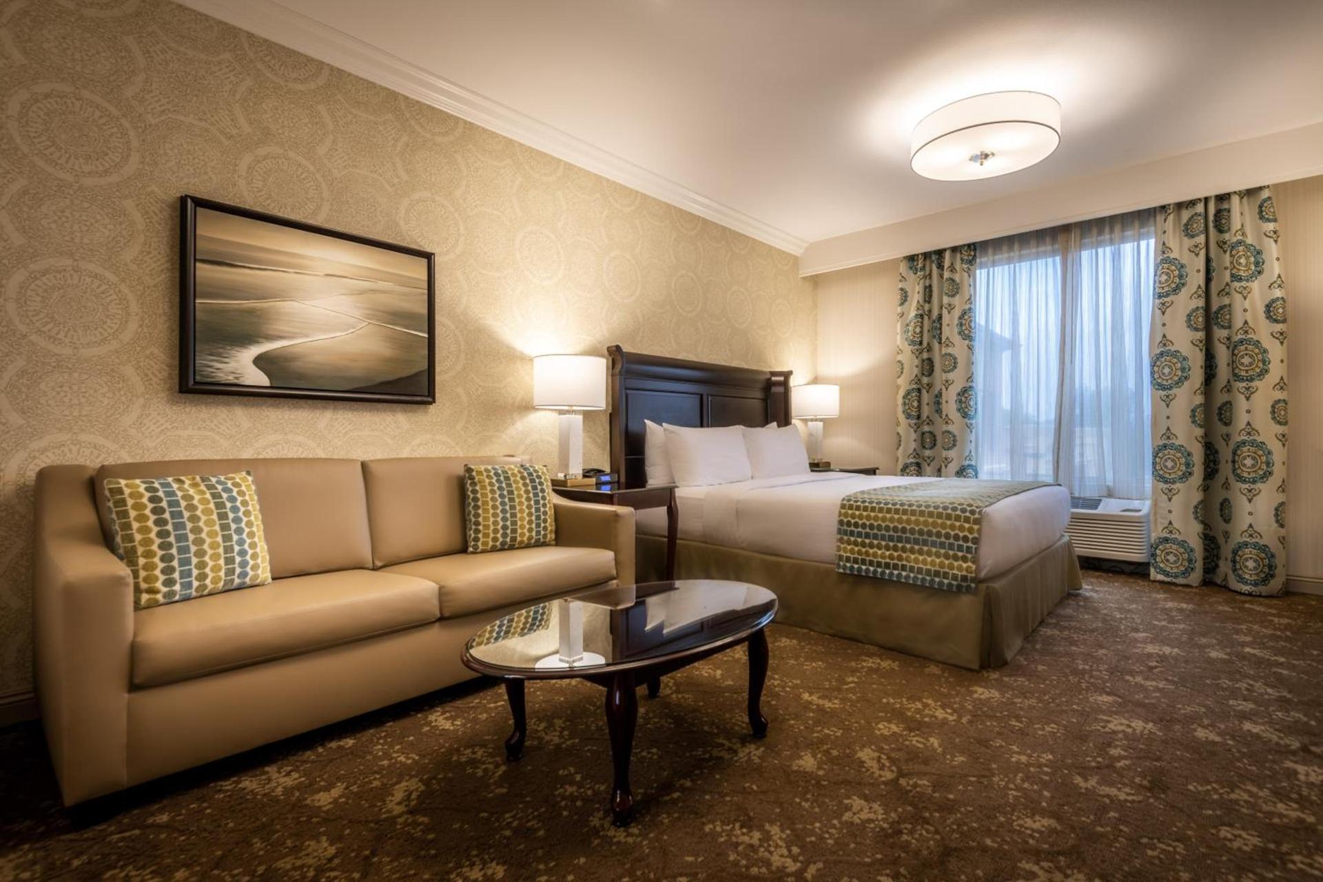 Ayres Hotel Seal Beach - Cypress photo 27