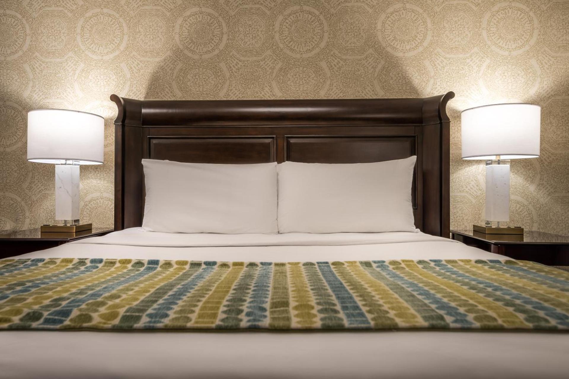 Ayres Hotel Seal Beach - Cypress photo 28