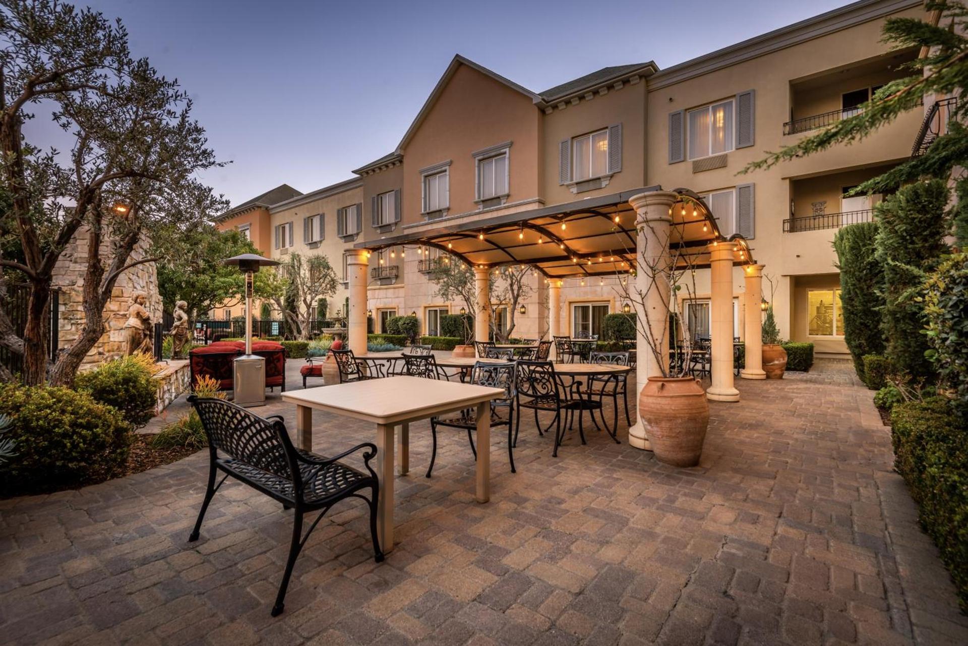 Ayres Hotel Seal Beach - Cypress photo 22