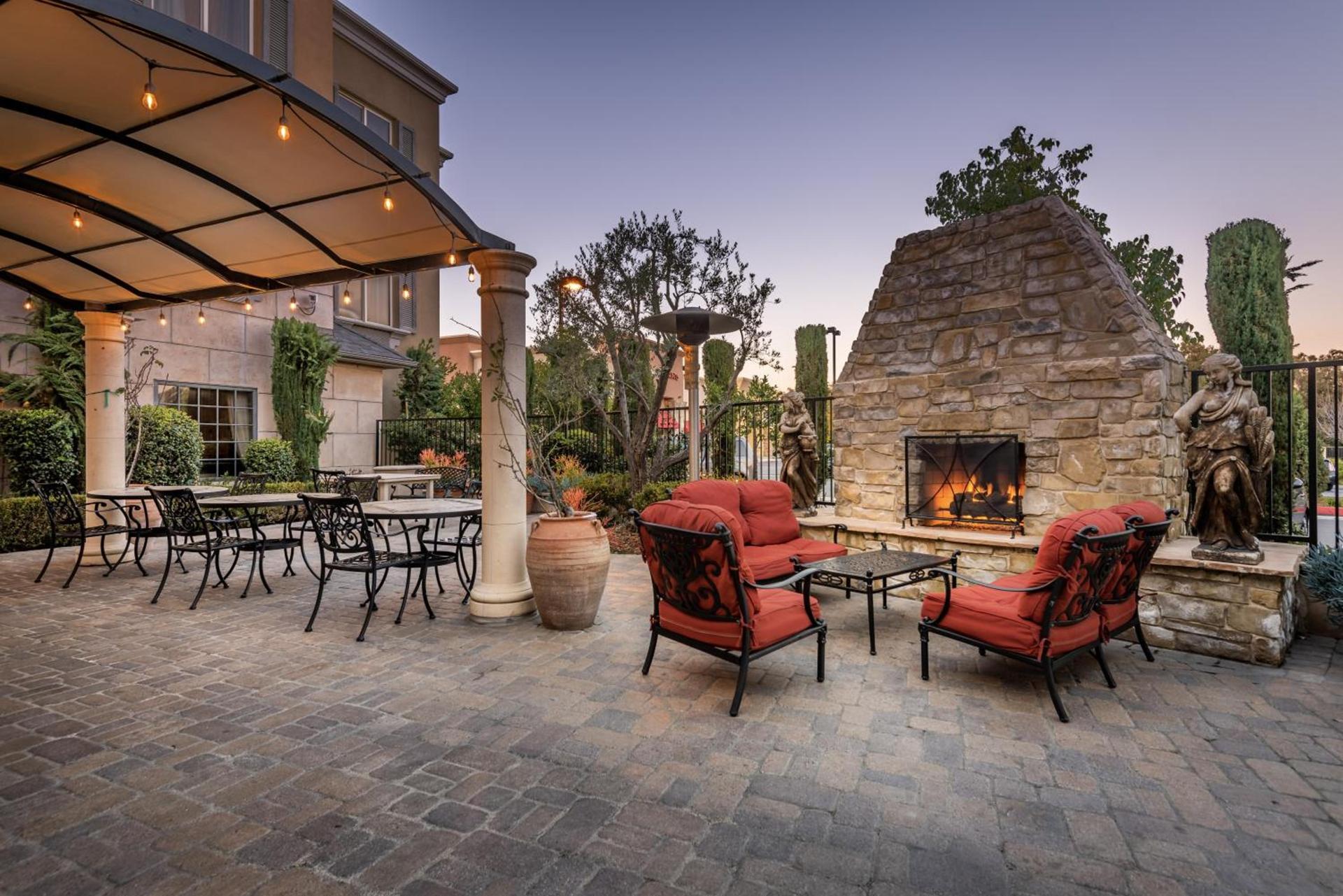 Ayres Hotel Seal Beach - Cypress photo 23
