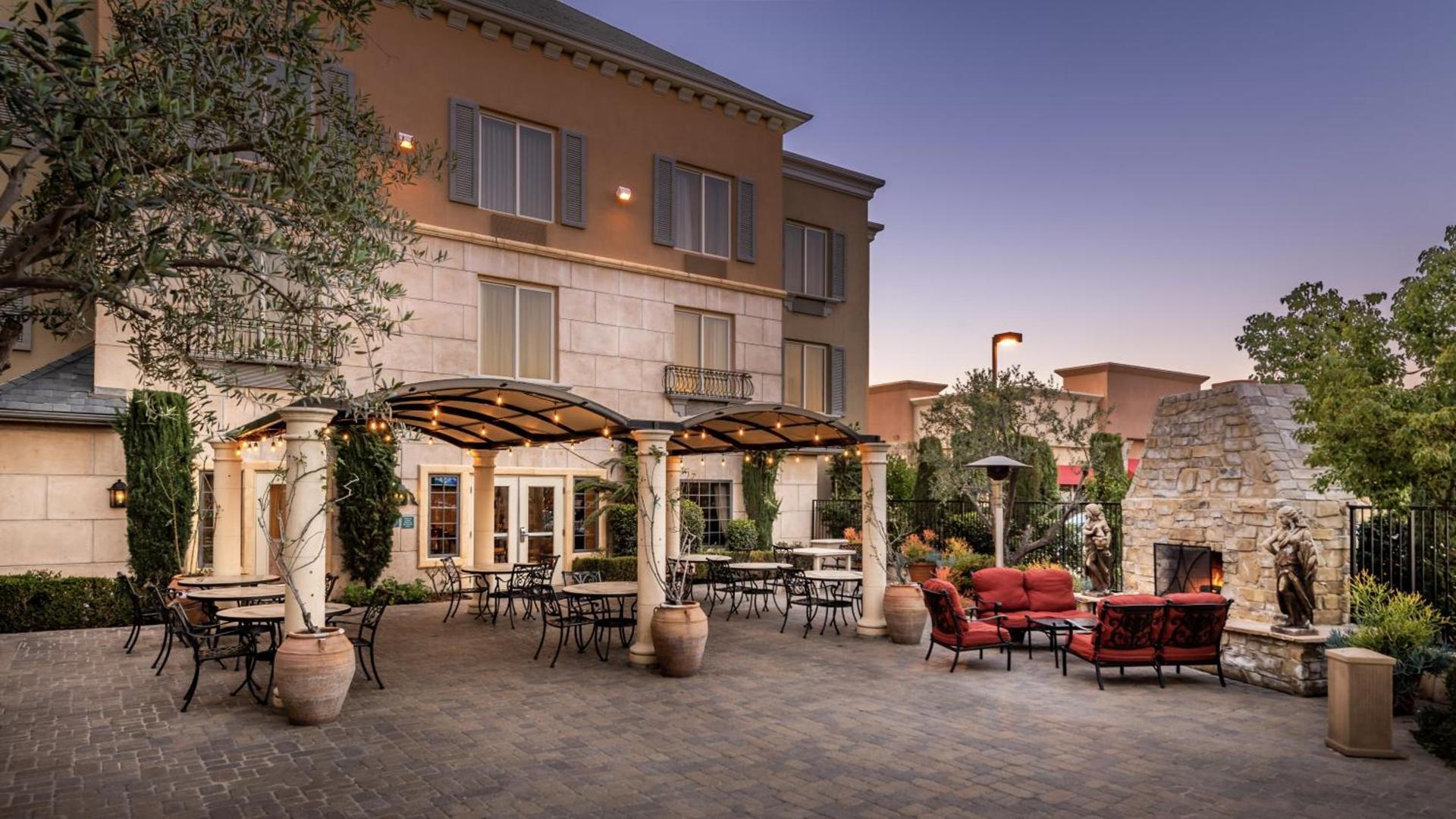 Ayres Hotel Seal Beach - Cypress photo 26