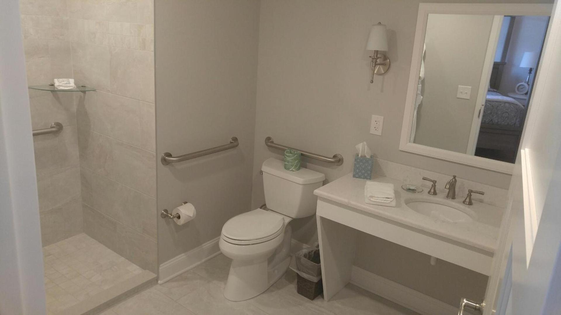Harbor House Inn photo 35