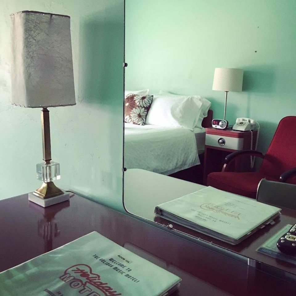 Holiday Music Motel photo 38