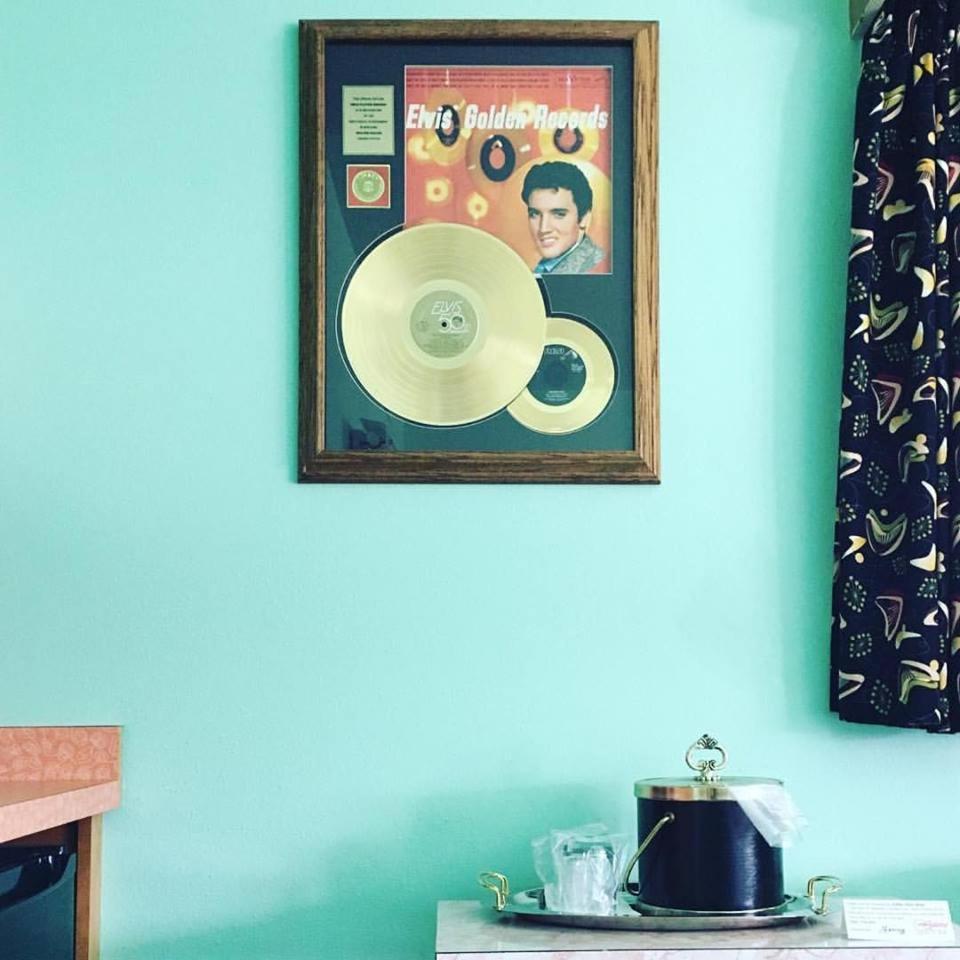 Holiday Music Motel photo 18