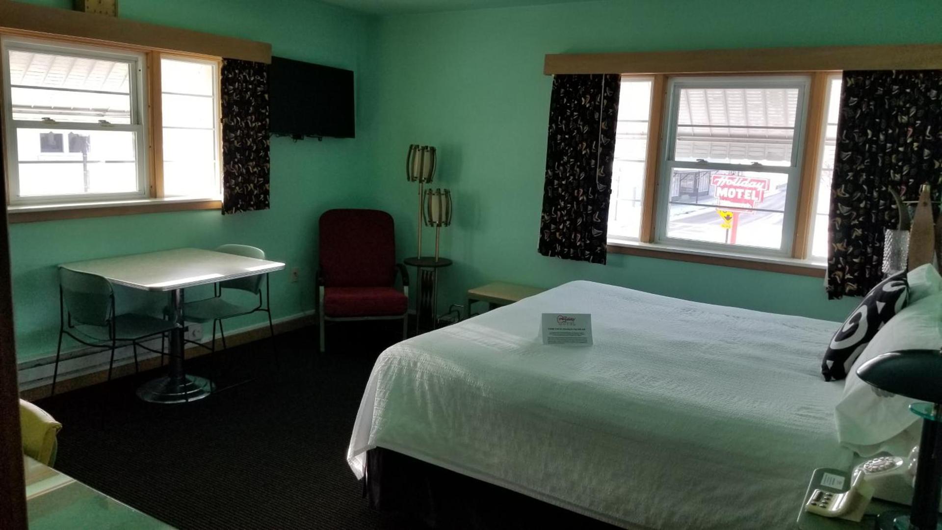 Holiday Music Motel photo 20