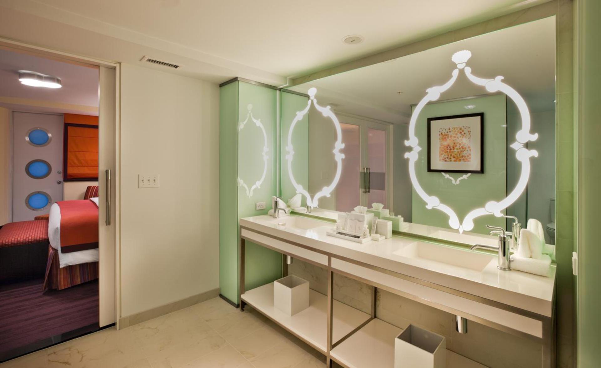 Washington Plaza Hotel photo 51