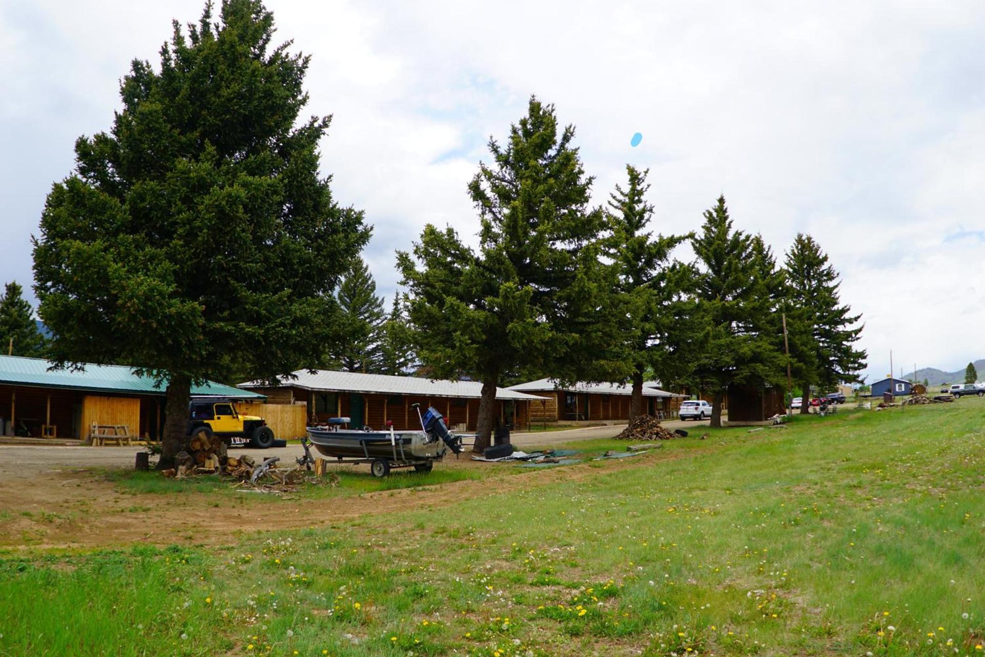 Eagle Nest Fly Shack & Lodge photo 5