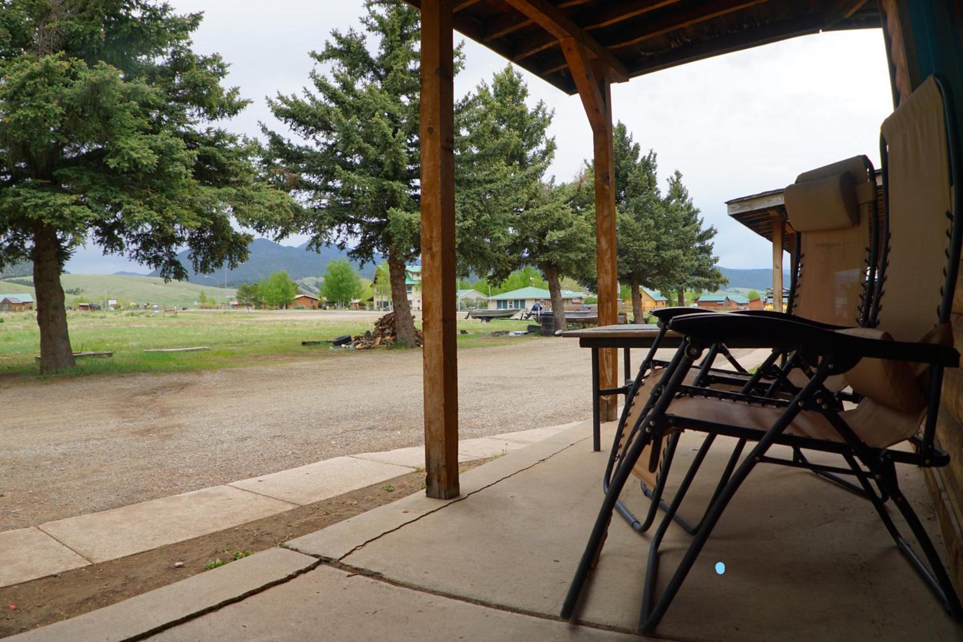 Eagle Nest Fly Shack & Lodge photo 2
