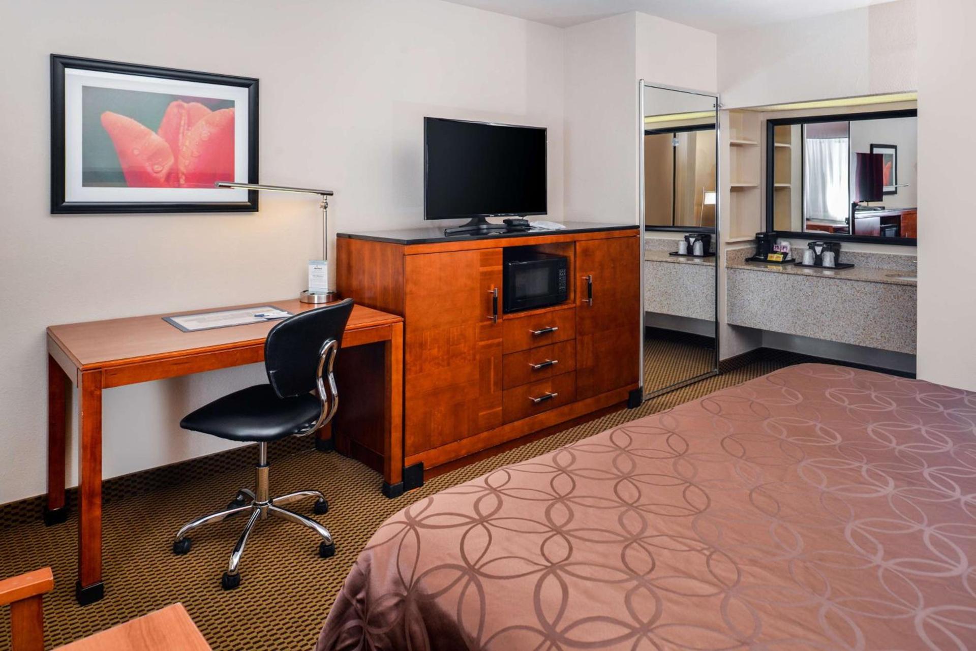 Best Western Executive Inn photo 18