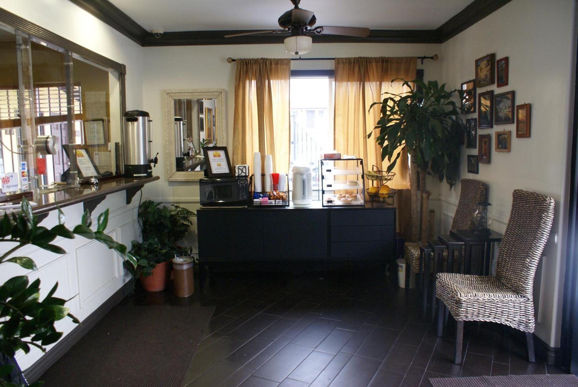 Casa Bella Inn Downtown LA photo 17