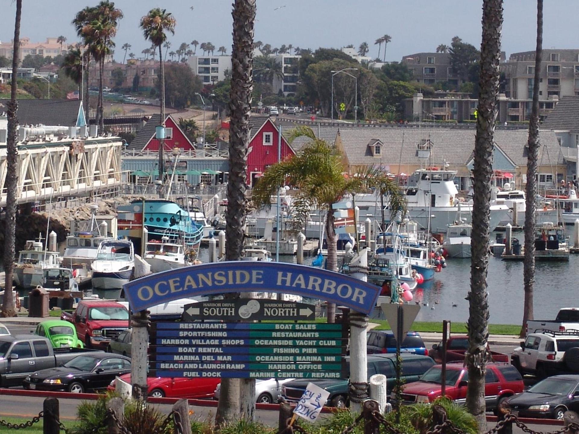Harbor Inn & Suites Oceanside photo 44