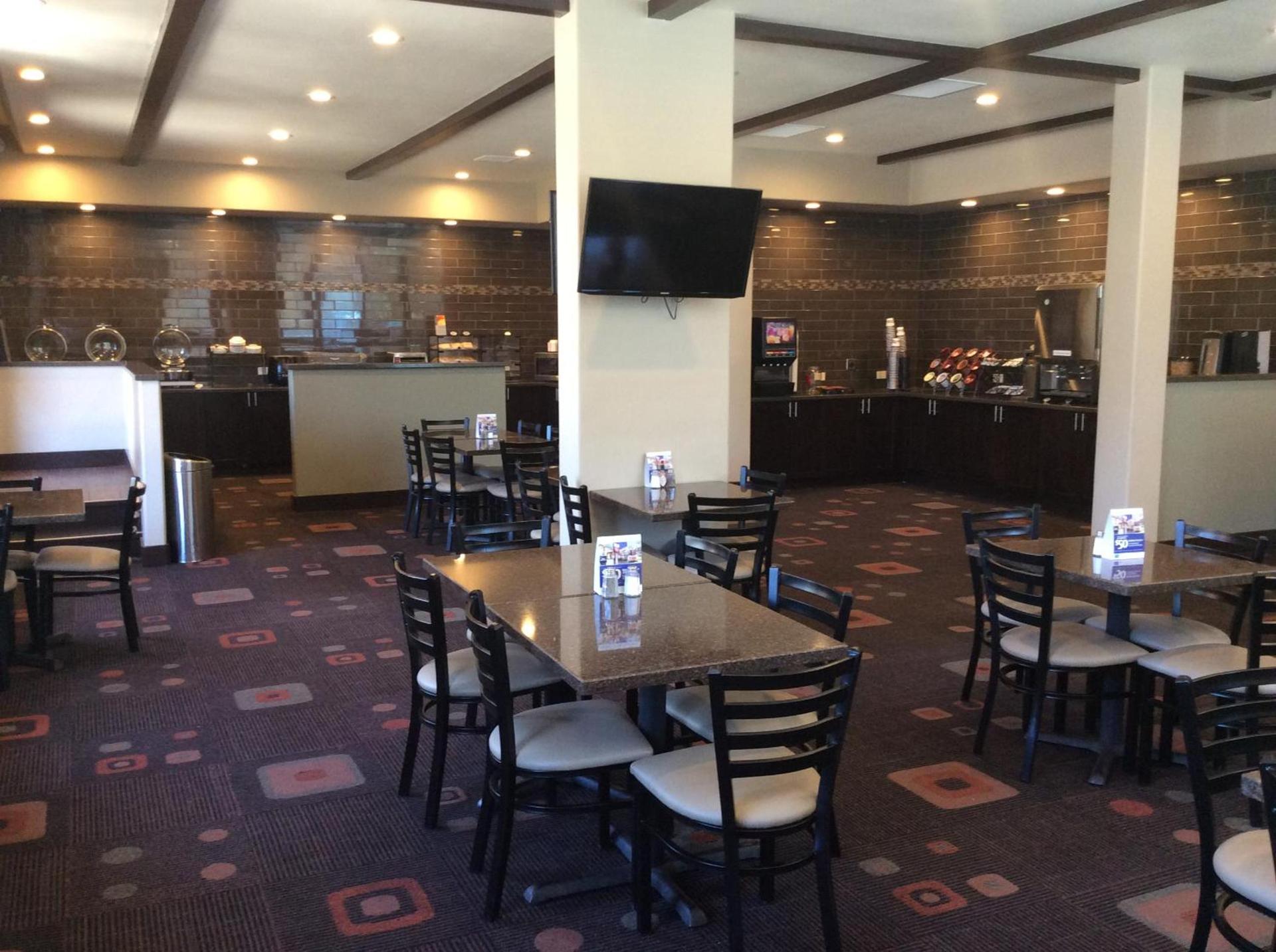 Best Western Pony Soldier Inn & Suites photo 35