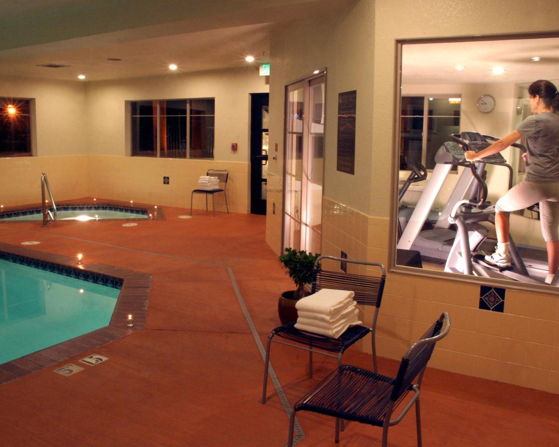 Best Western Snowcap Lodge photo 48