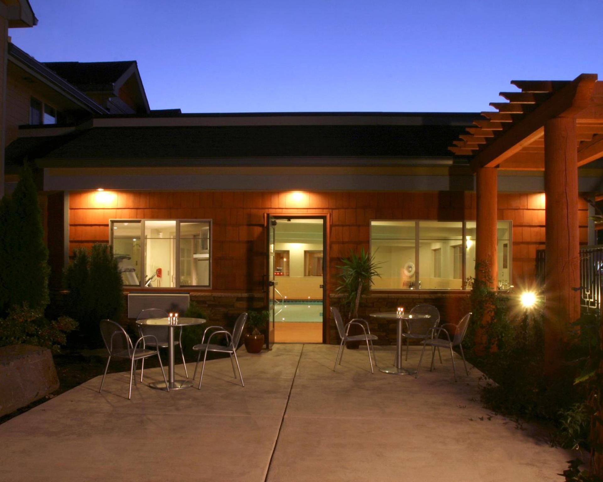 Best Western Snowcap Lodge photo 50