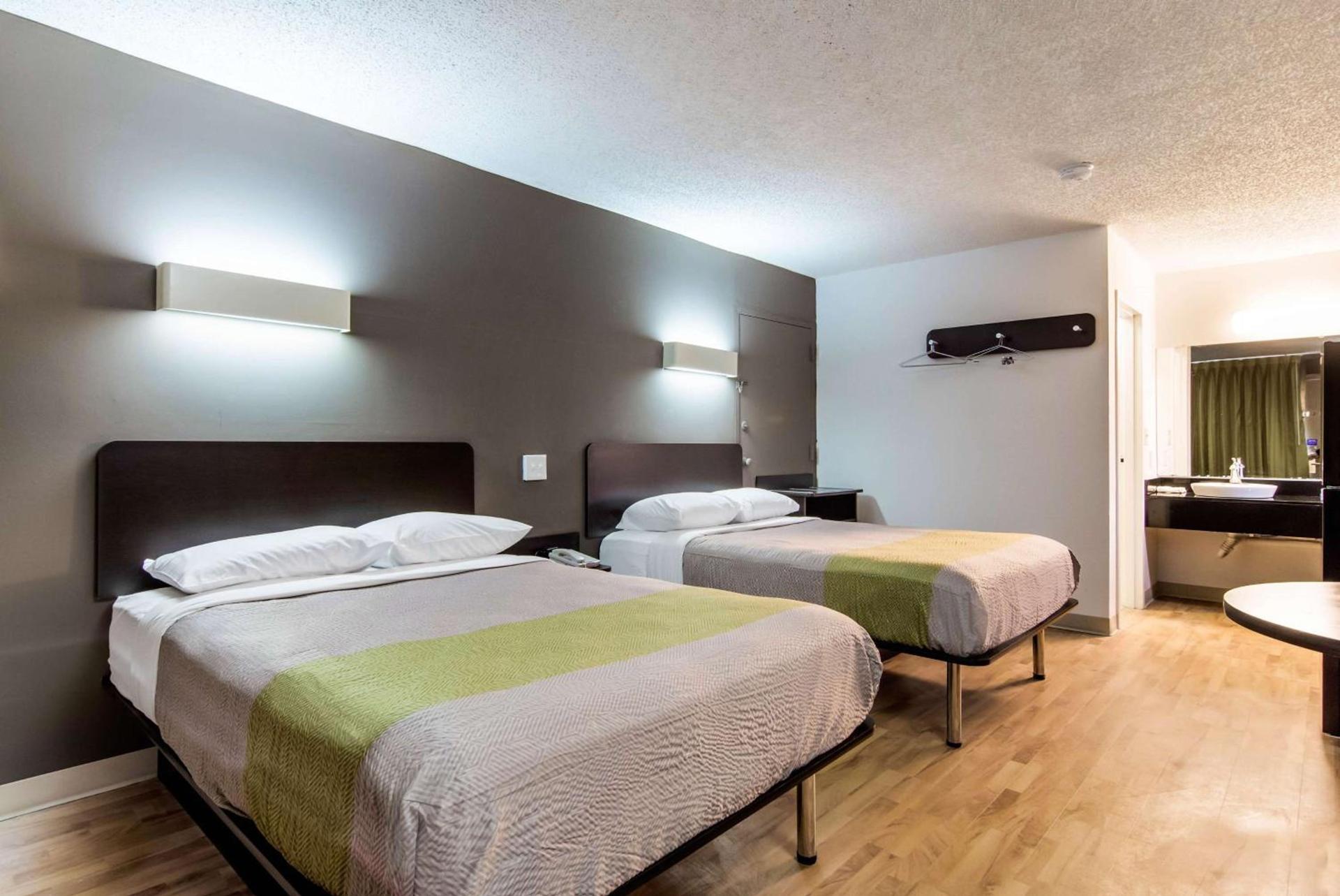 Studio 6 Extended Stay - Lagrange, GA photo 13