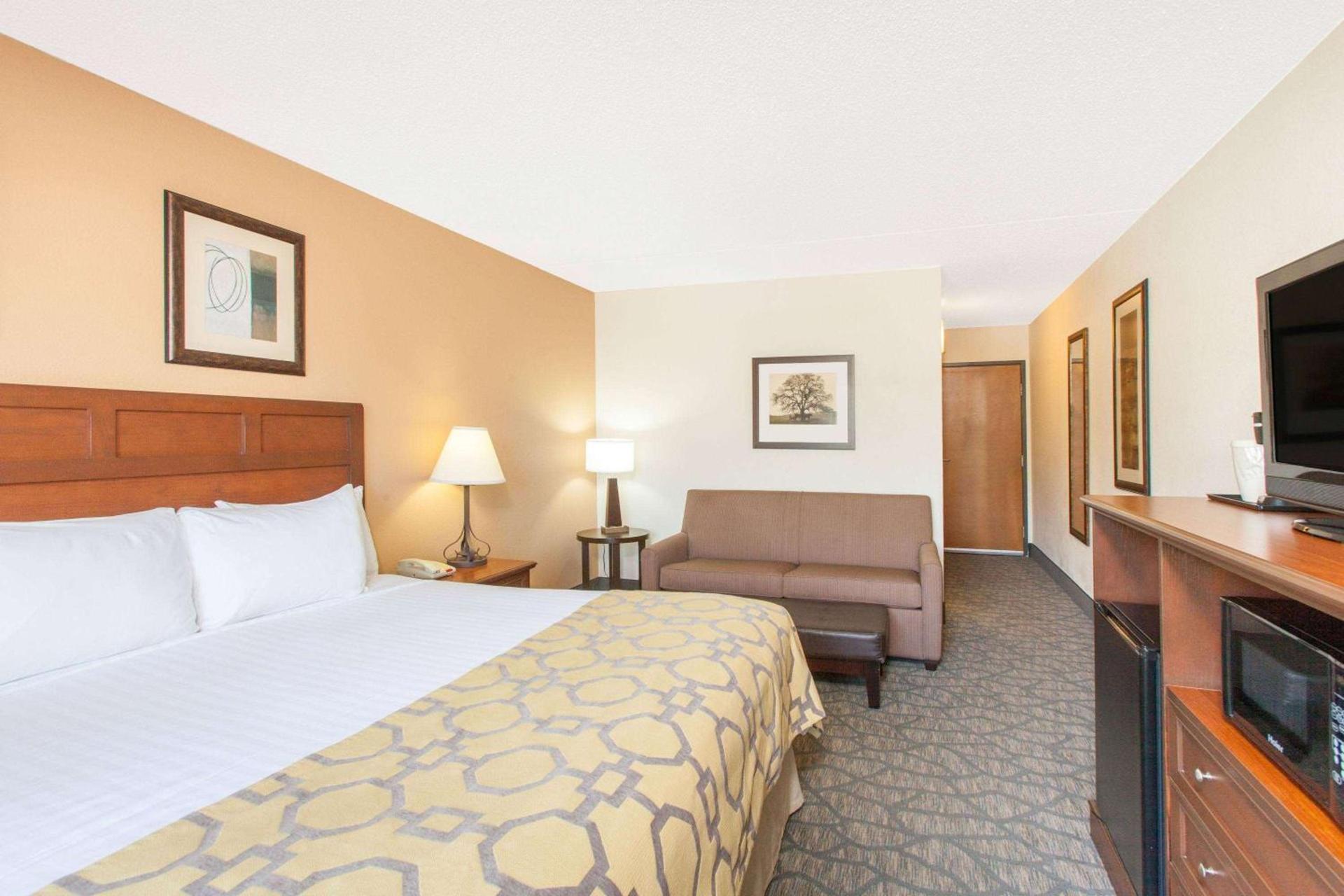 Baymont by Wyndham Branson - On the Strip photo 41
