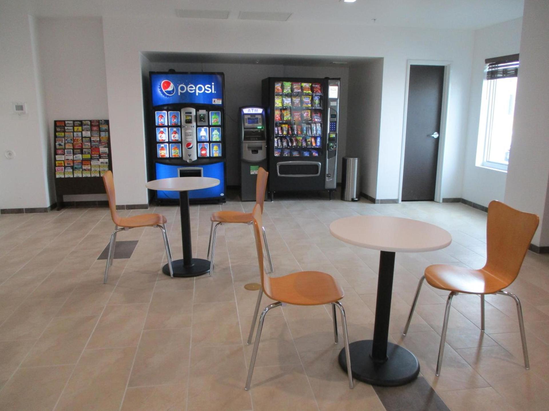 Motel 6-Corpus Christi, TX photo 17